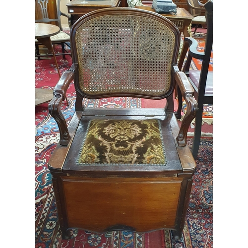 112 - A late 19th early 20th Century Mahogany Commode. Reputed to be the commode for Lord Drogheda as it c... 