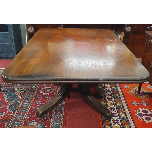 454 - An early 19th Century Mahogany breakfast Table with very large Pod and a one piece top. 112 x 153 x ... 