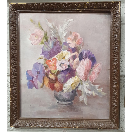 896 - A 20th Century Oil on Board still life of flowers in a vase. No apparent signature. 42 x 35 cm appro... 