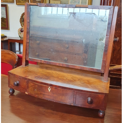 112 - A Regency Mahogany Crutch Mirror. 62 x 25 x H 59 cm approx.