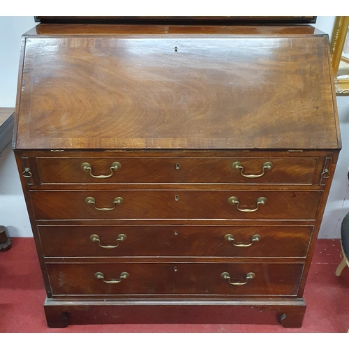 396 - A Georgian Mahogany Bureau of good quality with fully fitted interior. 99 x 53 x H 109 cm approx.