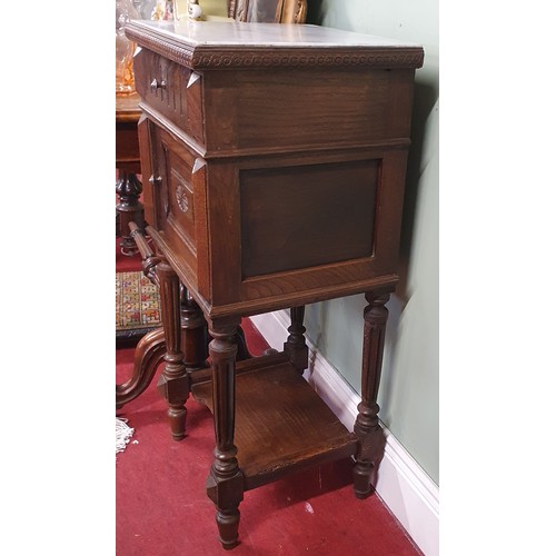 731 - A late 19th Century Oak single door Side Cabinet on turned supports with single drawer.
H 90 x W 41 ... 