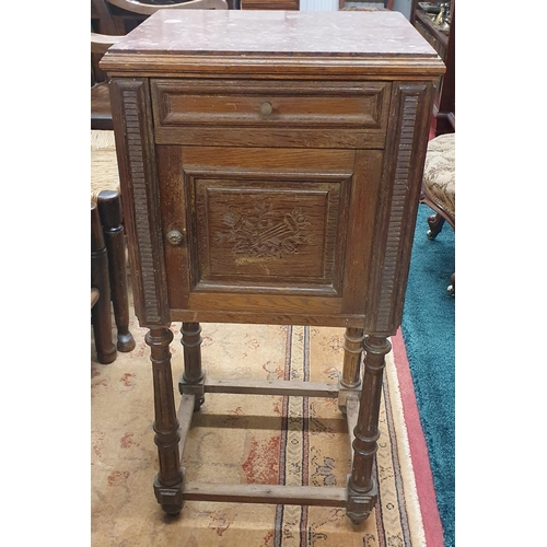 51 - A 19th Oak single door side Cabinet. W 42 x 34 x H 87 cm approx.