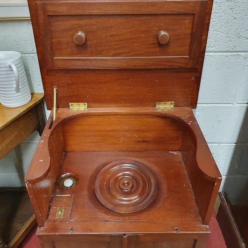 165 - A Georgian Mahogany Washing Cabinet with fitted interior. 66 x 48 x H 73 cm approx.