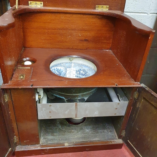 165 - A Georgian Mahogany Washing Cabinet with fitted interior. 66 x 48 x H 73 cm approx.