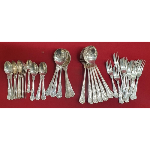 330A - A large quantity of  Silver Plate Cutlery (over 100 pieces) predominately  Newbridge silverware, to ... 