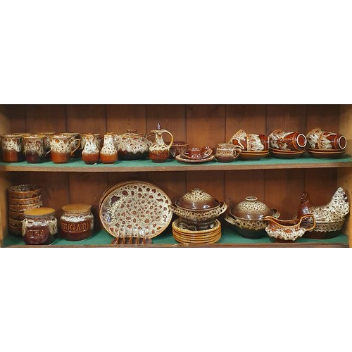 447 - A large quantity of Foster’s pottery “Honeycomb” Dinner, Tea, and Coffee wares.