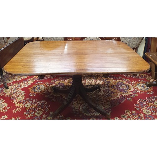 488 - A good early Regency Mahogany rectangular Supper/Dining Table with reeded edge on large quatrefoil r... 