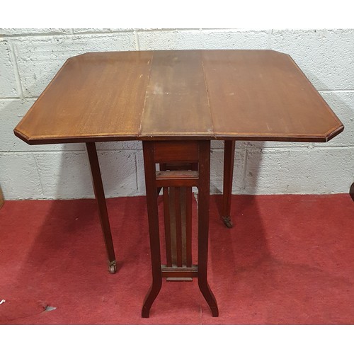 494 - An Edwardian Mahogany and Inlaid Sutherland Table with slat back ends. 61 x 74 x H 65 cm approx.