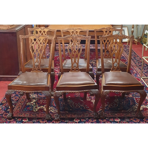 781 - An Edwardian Mahogany rope edge dining room Table along with a set of Chairs. H 76 x W 153 x D 90 cm... 