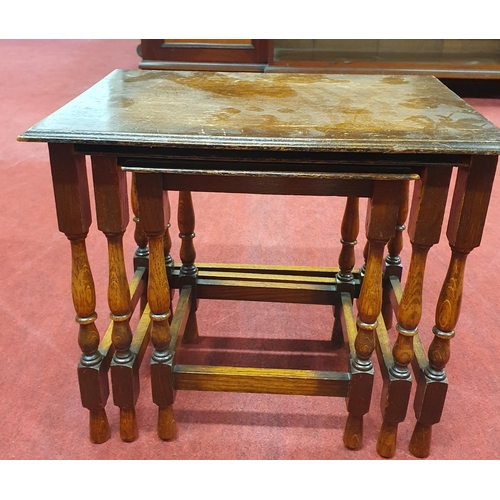 129 - A neat graduated Nest of Tables. TB 44 x 30 x H 38 cm approx.