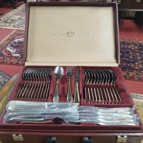 15 - A really good Bestecke Solingen cased Silver Gilt Cutlery Dinner Set.