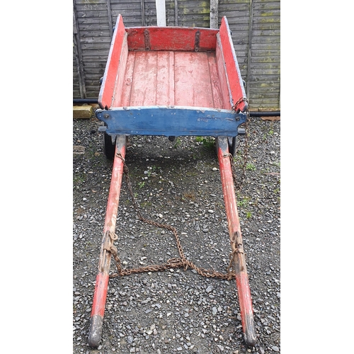 1400 - A good 19th Century horse drawn Cart.
L 297 x W 105 cm approx.