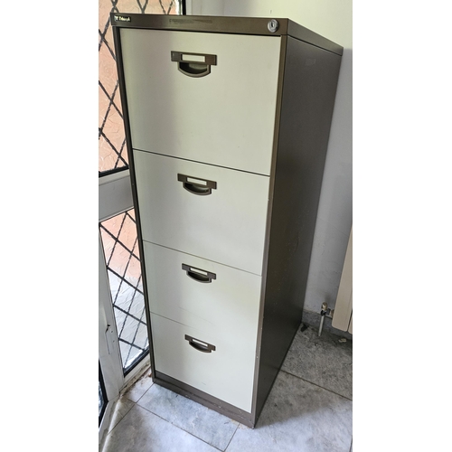 1445 - A good filing Cabinet.