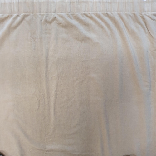 1464 - A Pair of Light Tan coloured Velvet Curtains.
Pleated Top Width 220 x Length 210 cm approx.