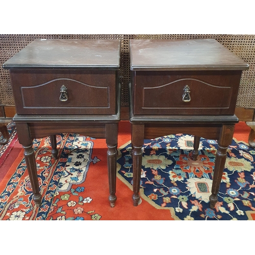 1477 - A Pair of Bedside Lockers.
H 68 x 40 x 40 cm approx.