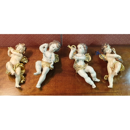 573 - A group of four Cherubs.
H 20 cm approx.