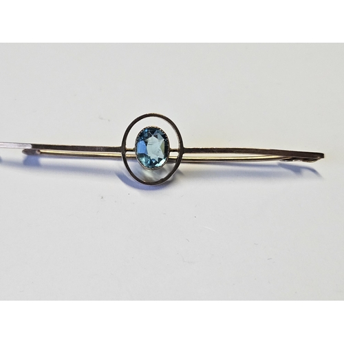 446 - A 9ct Gold and Topaz bar Broach.