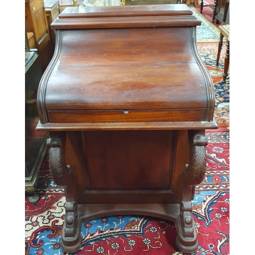 1091 - A reproduction Mahogany Davenport with pop up top on cabriole front supports. 59 x 59 x H 93 cm appr... 