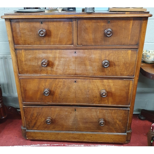 1108 - A 19th Century Mahogany Chest of Drawers with two short over three long graduated drawers. W 112 x 5... 