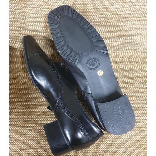 102 - A pair of Ladies Shoes by  MAB Studio Bologna Spain, Black Leather. pre-owned, as new. Size 38.5 . E... 