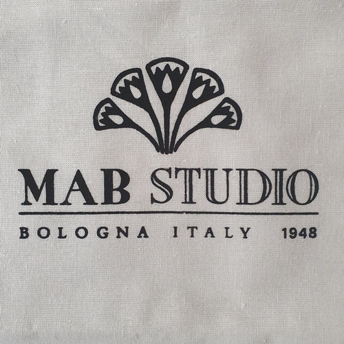 124 - A pair of Ladies Shoes by MAB Studio Bologna Italy. Brown Leather. Pre-Owned, as new, excellent cond... 