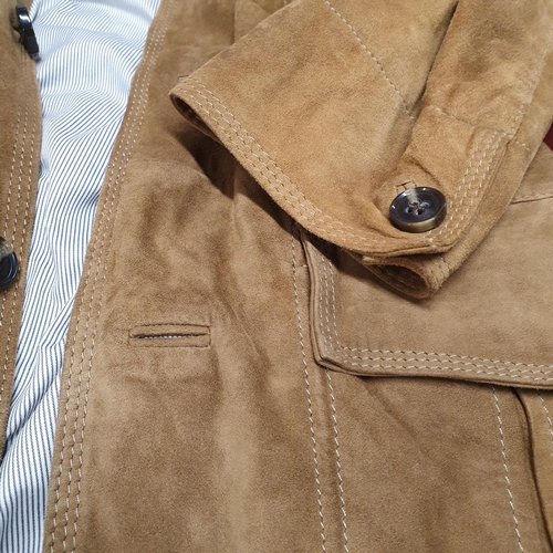 158 - A Hugo Boss men's Jacket. Tan soft Suede, size 52. Pre-owned, excellent condition. Retails at €500.