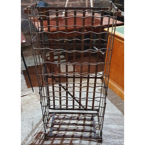 1432 - A Vintage Metal Wine Cage.
H 114 x W 45 x D 37 cm approx.