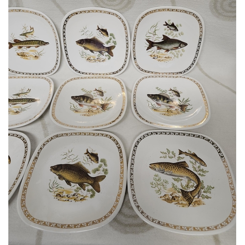 287 - A good set of Longchamp Fish Plates depicting various freshwater fish. 22cm sq. approx.