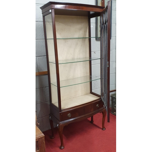 770 - An 20th Century Mahogany bow fronted Display Cabinet. W 78 x 35 x H 176 cm approx.