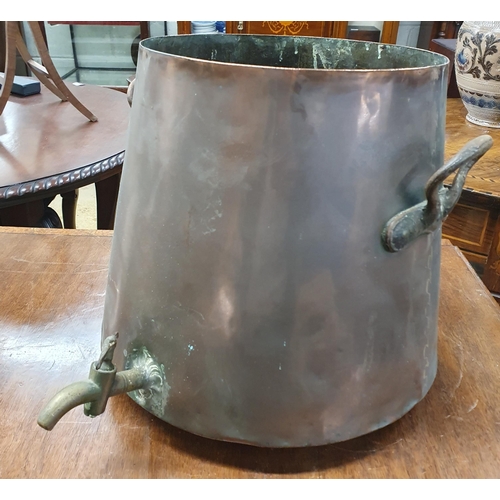 691 - A 19th Century Copper tea Urn. D 16 x H 31 cm approx.