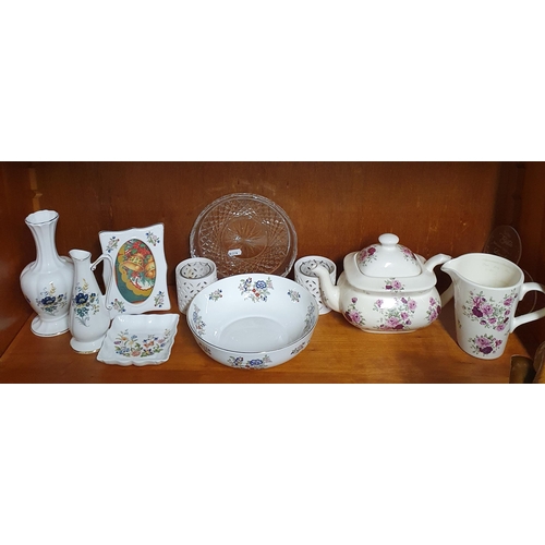 33 - A quantity of Aynsley wares and other Porcelain.