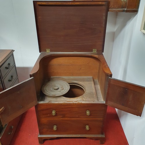 554 - A Regency Mahogany Commode with a blind drawer panelled front on bracket feet. 65 x 48 x H 80 cm app... 