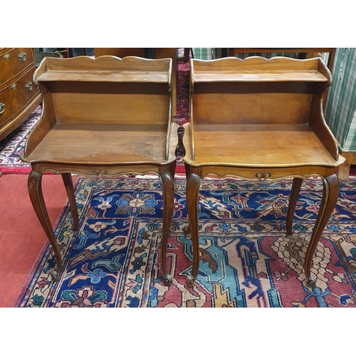 620 - A beautiful pair of Mahogany side Tables with gallery backs on cabriole supports. 
47 x 32 x 73 cm a... 