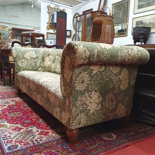 605 - A good deep buttoned Chesterfield Couch with William Morris Fabric, with two arm savers.
L 200 x W 9... 