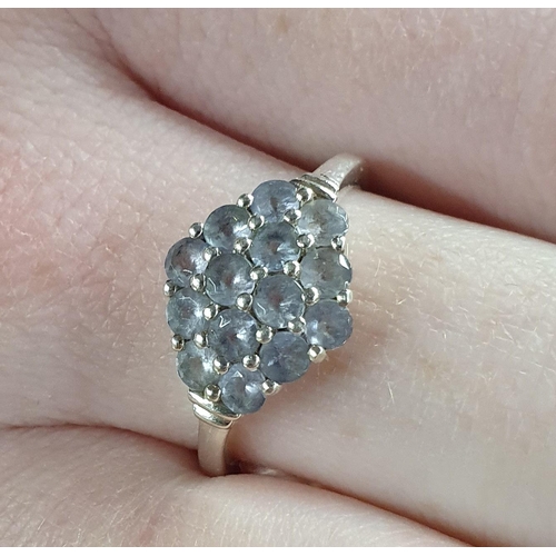 308 - A Silver cluster Ring, size P.