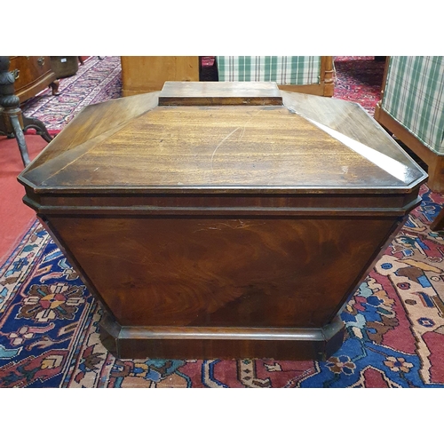 375 - A Regency Mahogany Cellerette with lead lined interior. W 74 x D 58 x H 59 cm approx.