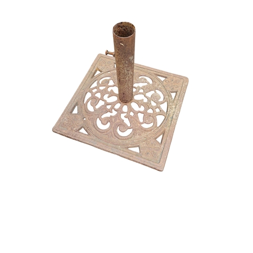 283A - A heavy Cast Iron Stand along with a Fire Front. 38 x 47 cm approx.