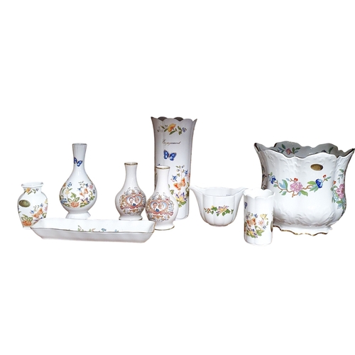 454 - A good quantity of Porcelain Pottery to include a Louis Mulcahy Vase, Wade, Ainsley, Arklow and othe... 