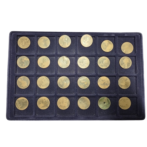 386 - An extremely large quantity of primarily British Pennies, some Irish. In a metal coin case.