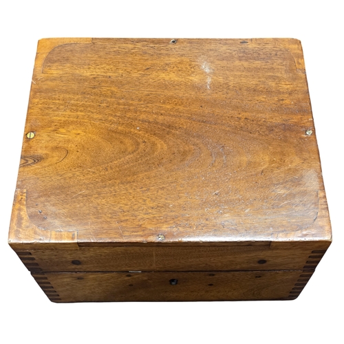 497 - A 19th Century Shooting Pistol Box.