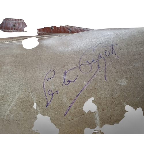 203 - A signed Lester Piggott Leather Racing Saddle, and weighs approx 1.1kg. Comes with a photograph of L... 