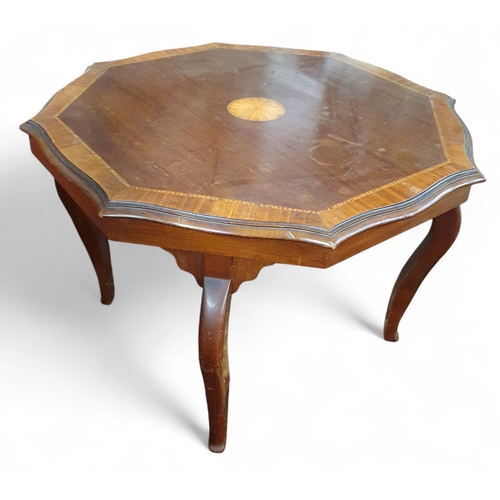 454 - An Edwardian Mahogany and Inlaid octagonal Coffee Table with shell inlay top. 71 x H 48 cm approx.