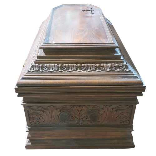 608 - A very heavy and ornate Vampire Coffin, fully lined, hinged lid, Lestat's written on it.
H 77 x 210 ...