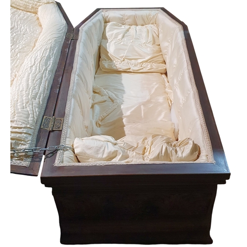 608 - A very heavy and ornate Vampire Coffin, fully lined, hinged lid, Lestat's written on it.
H 77 x 210 ... 