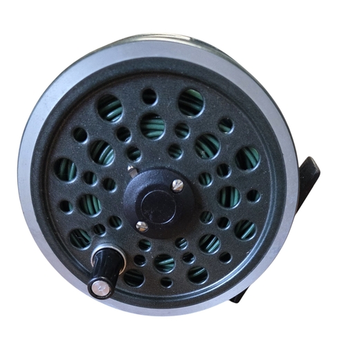 77 - Shakespeare Beaulite by J W Young 4.25″ wide drum salmon fly reel, mint condition.