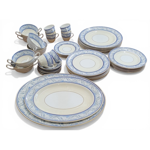 327 - A good quantity of Royal Doulton Dukesbury Dinnerwares.