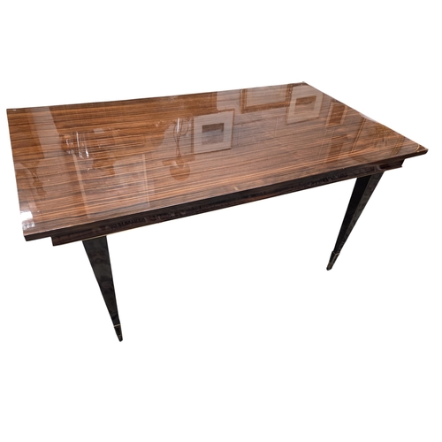 228 - A good Retro Kitchen Table. W 90 x L 160 x H 77 cm approx.