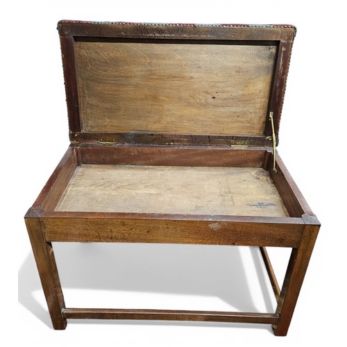 440 - A Georgian style rectangular style Stool with square support and stretcher base.
W 78 x D 42 x H 52 ... 