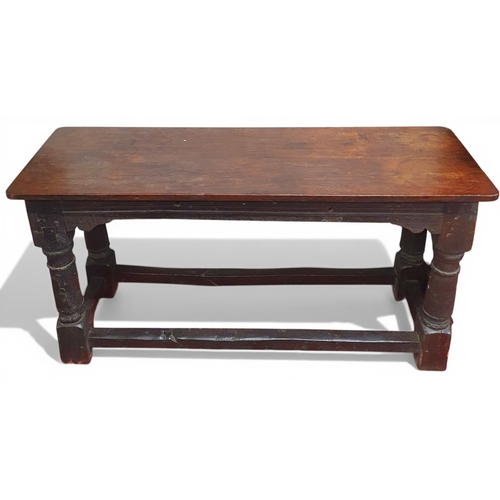 87 - A good early 19th Century possibly 18th Century Oak Side Table. W 158 x D 53 x H 80 cm approx.